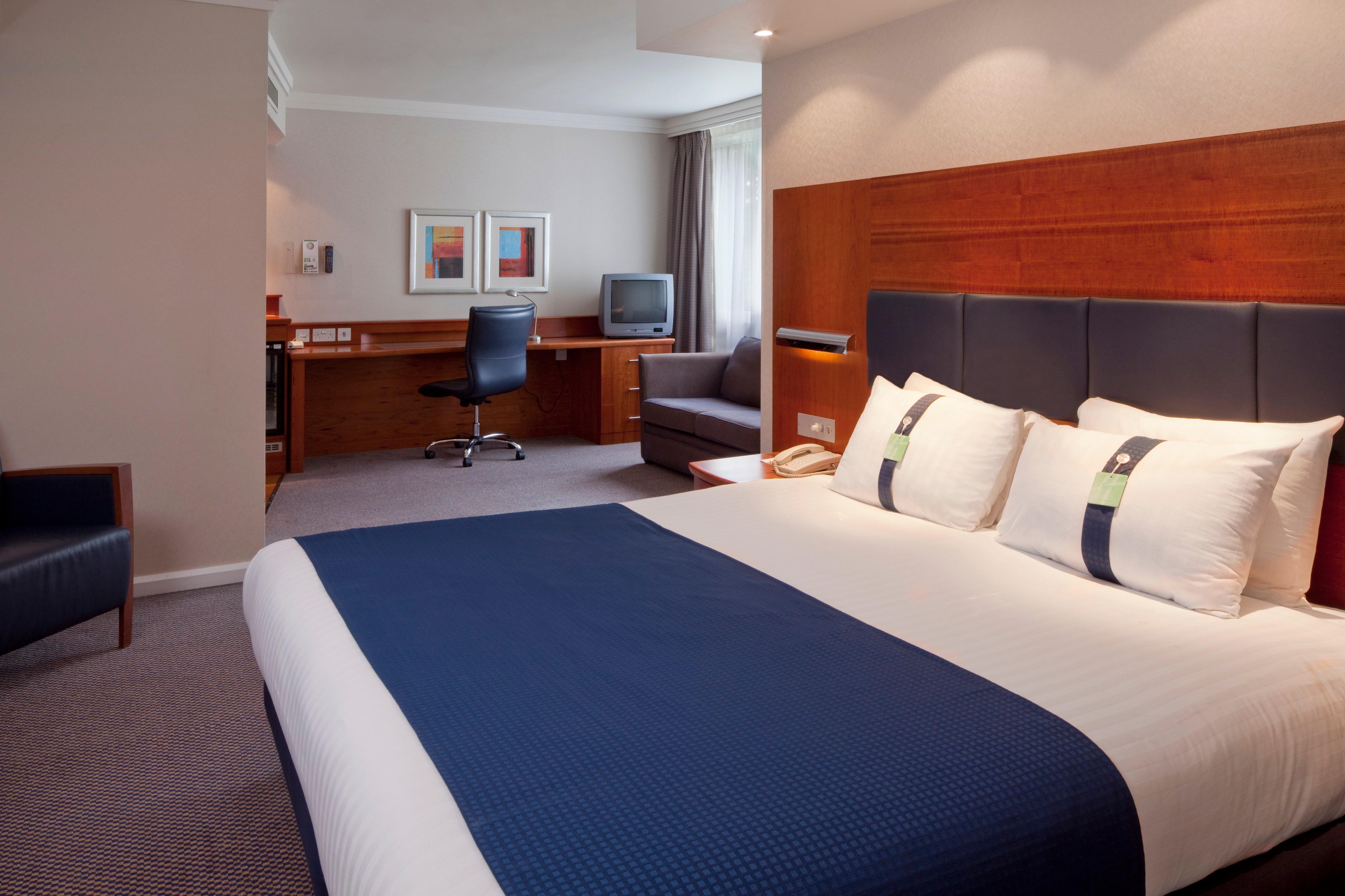 Holiday Inn Maidenhead Windsor, An Ihg Hotel Exterior foto