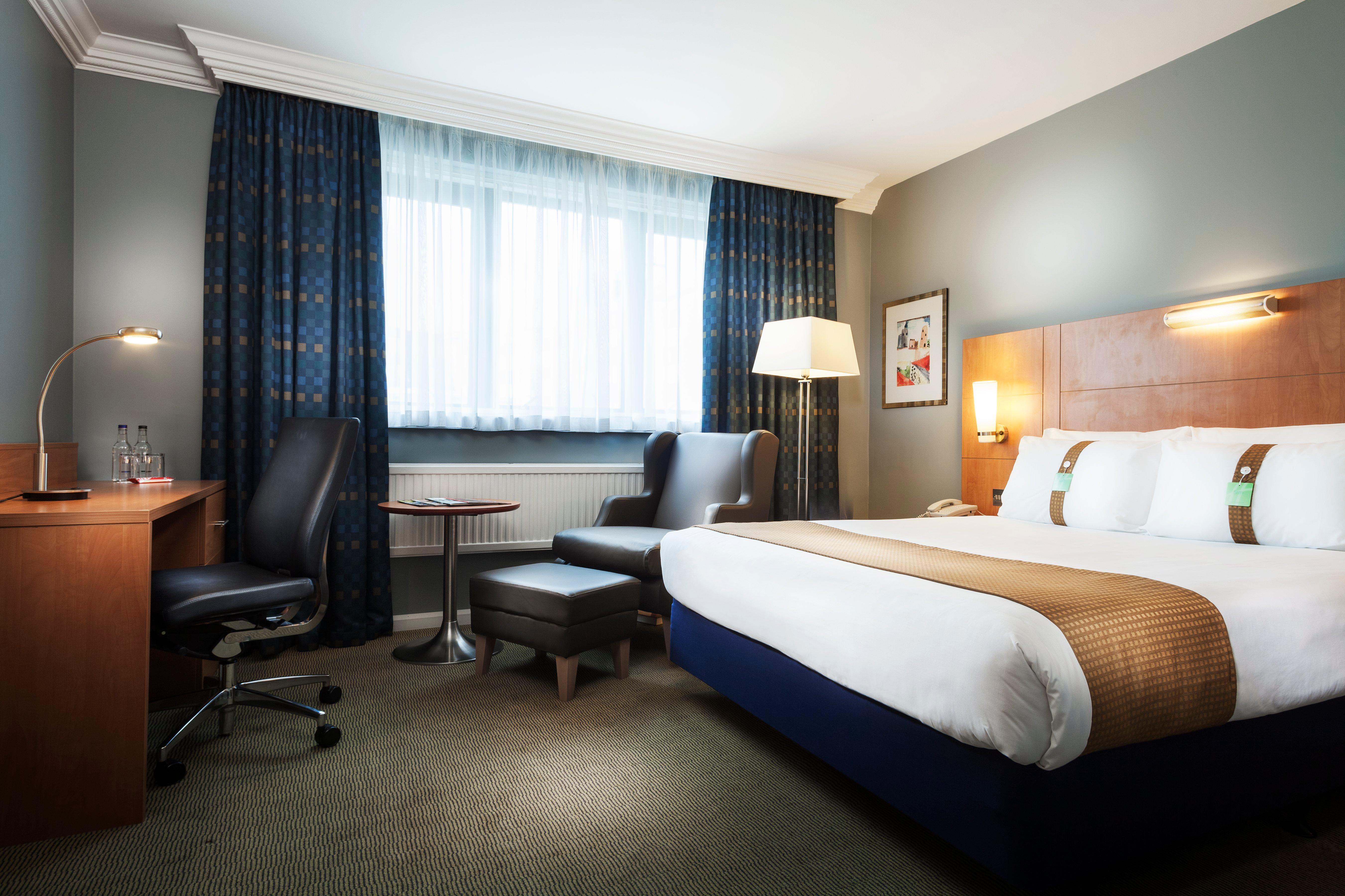 Holiday Inn Maidenhead Windsor, An Ihg Hotel Exterior foto